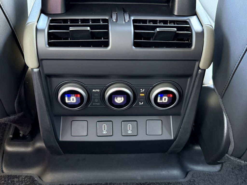 New 2026 Land Rover Defender 110 S image 36