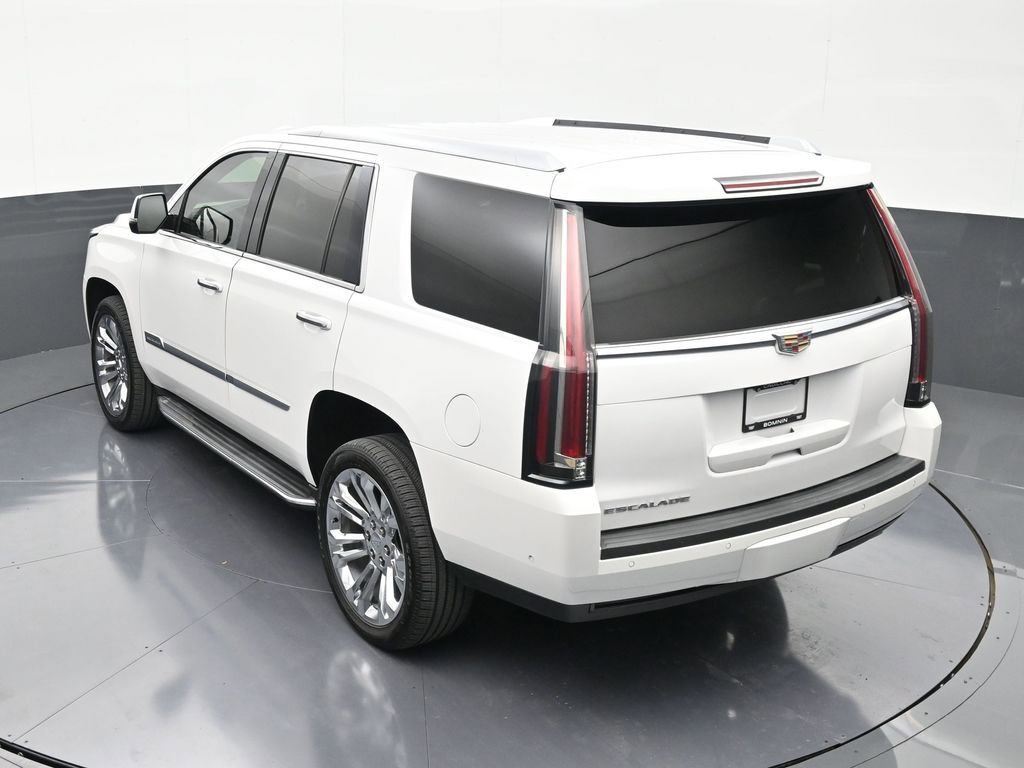 Used 2020 Cadillac Escalade 2WD image 14