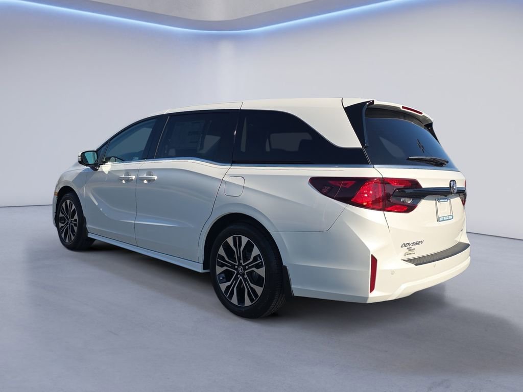 New 2026 Honda Odyssey Elite image 3