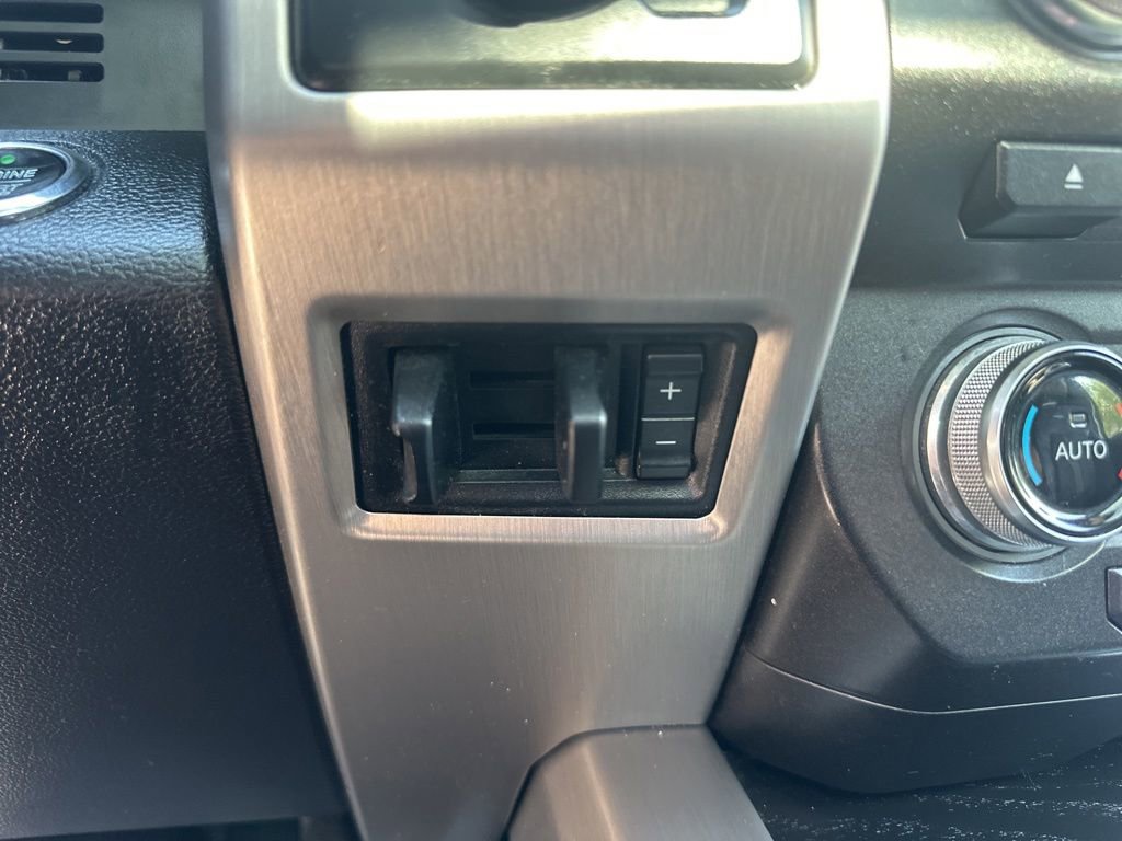 Used 2018 Ford F350 Platinum w/ Platinum Ultimate Package AWD/4WD image 8