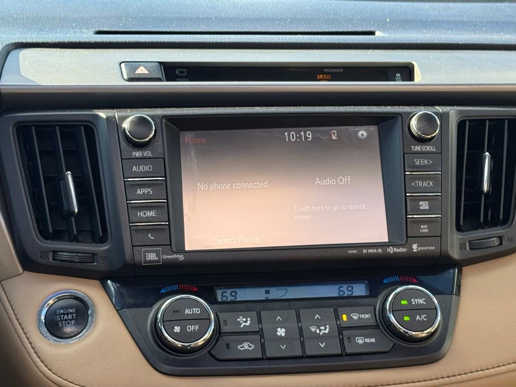 Used 2016 Toyota RAV4 Limited image 28