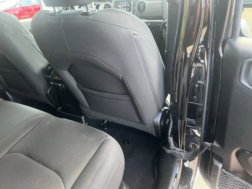 Used 2024 Jeep Wrangler Unlimited Rubicon 4xe image 43