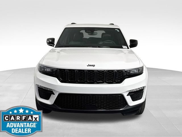 Used 2024 Jeep Grand Cherokee Limited w/ Black Appearance Package AWD/4WD image 2