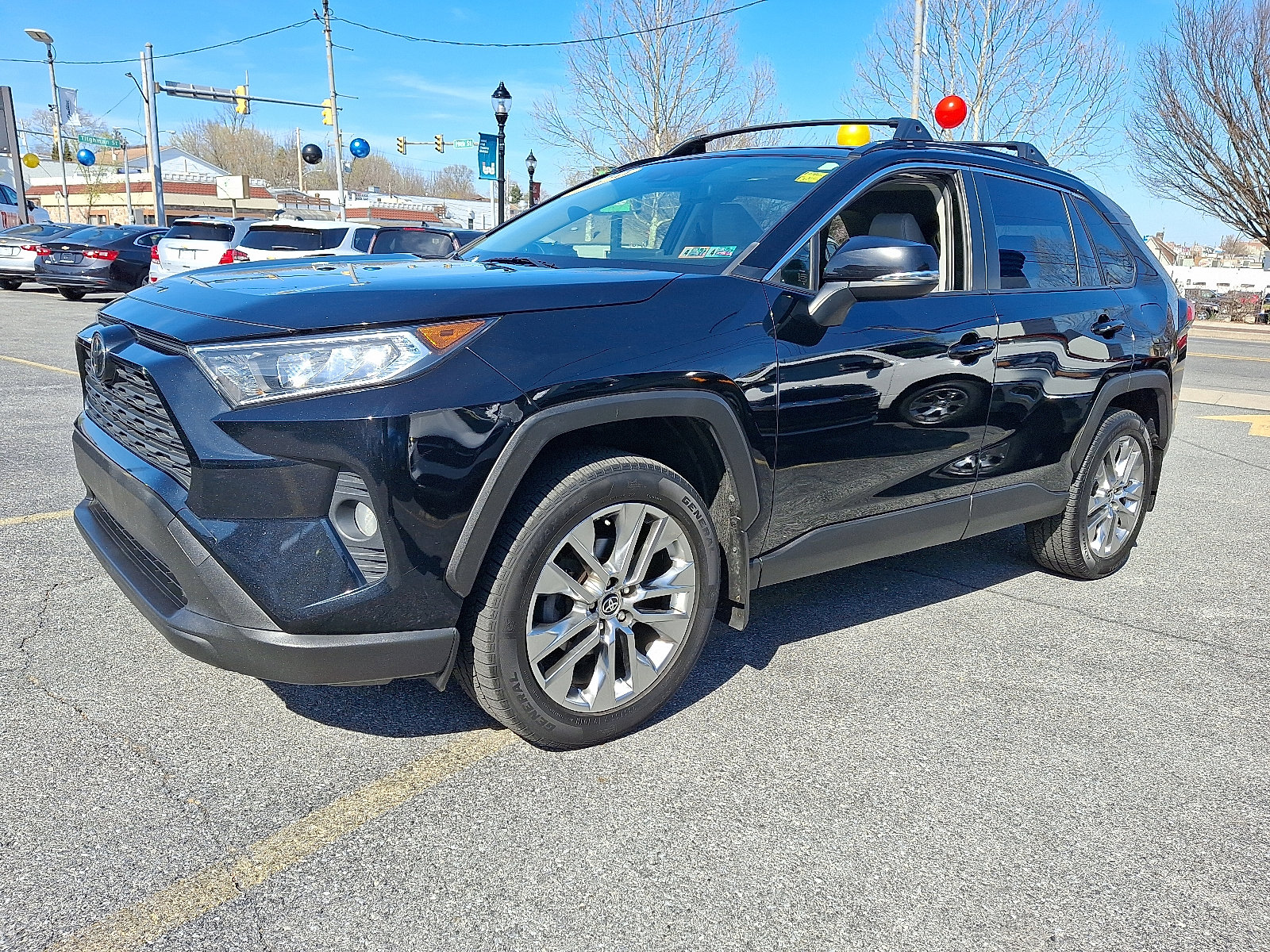 Used 2020 Toyota RAV4 XLE Premium AWD/4WD image 1