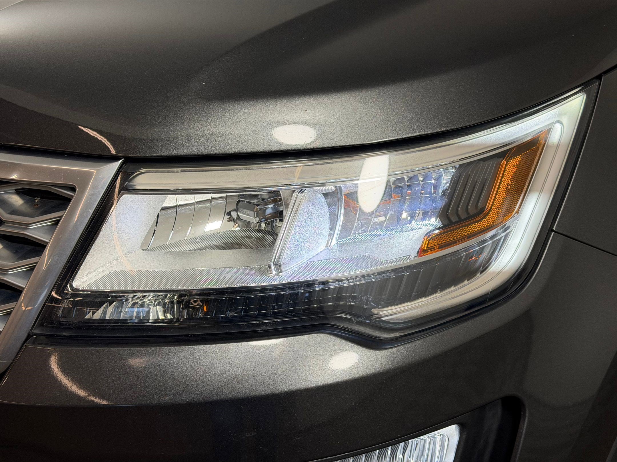 Used 2016 Ford Explorer Platinum AWD/4WD image 11