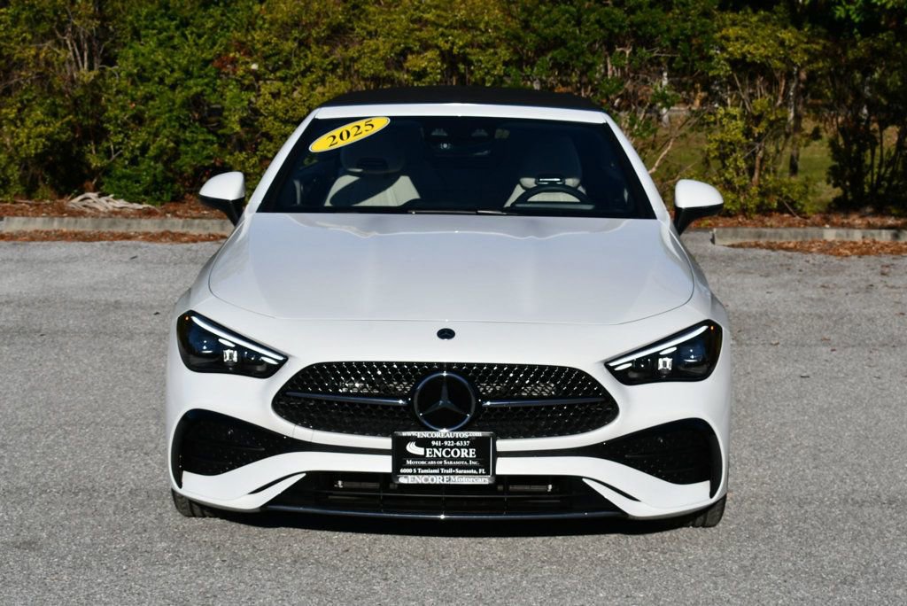 Used 2025 Mercedes-Benz CLE 300 4MATIC Cabriolet image 9
