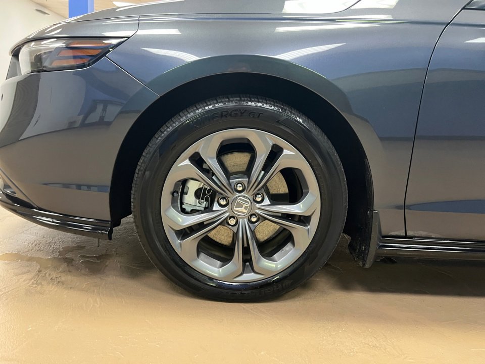 Used 2023 Honda Accord EX-L image 27