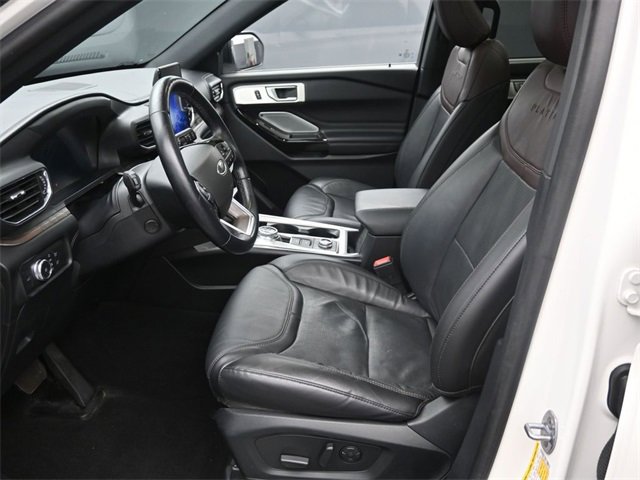 Certified 2022 Ford Explorer Platinum w/ Equipment Group 601A image 10