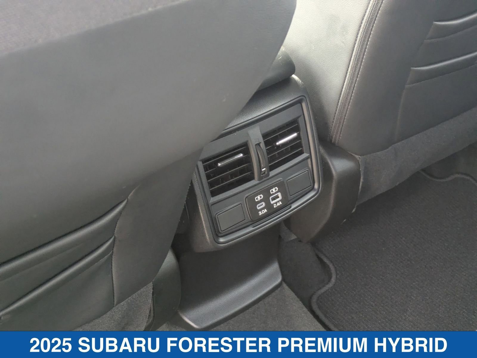 Certified 2025 Subaru Forester Premium AWD/4WD image 31