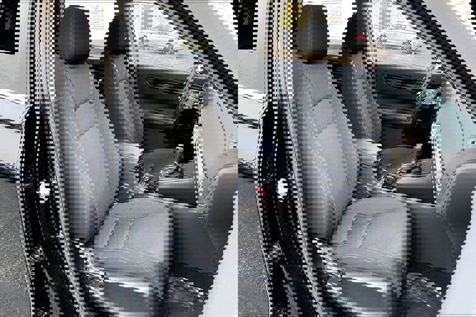 Used 2023 Honda CR-V EX image 9