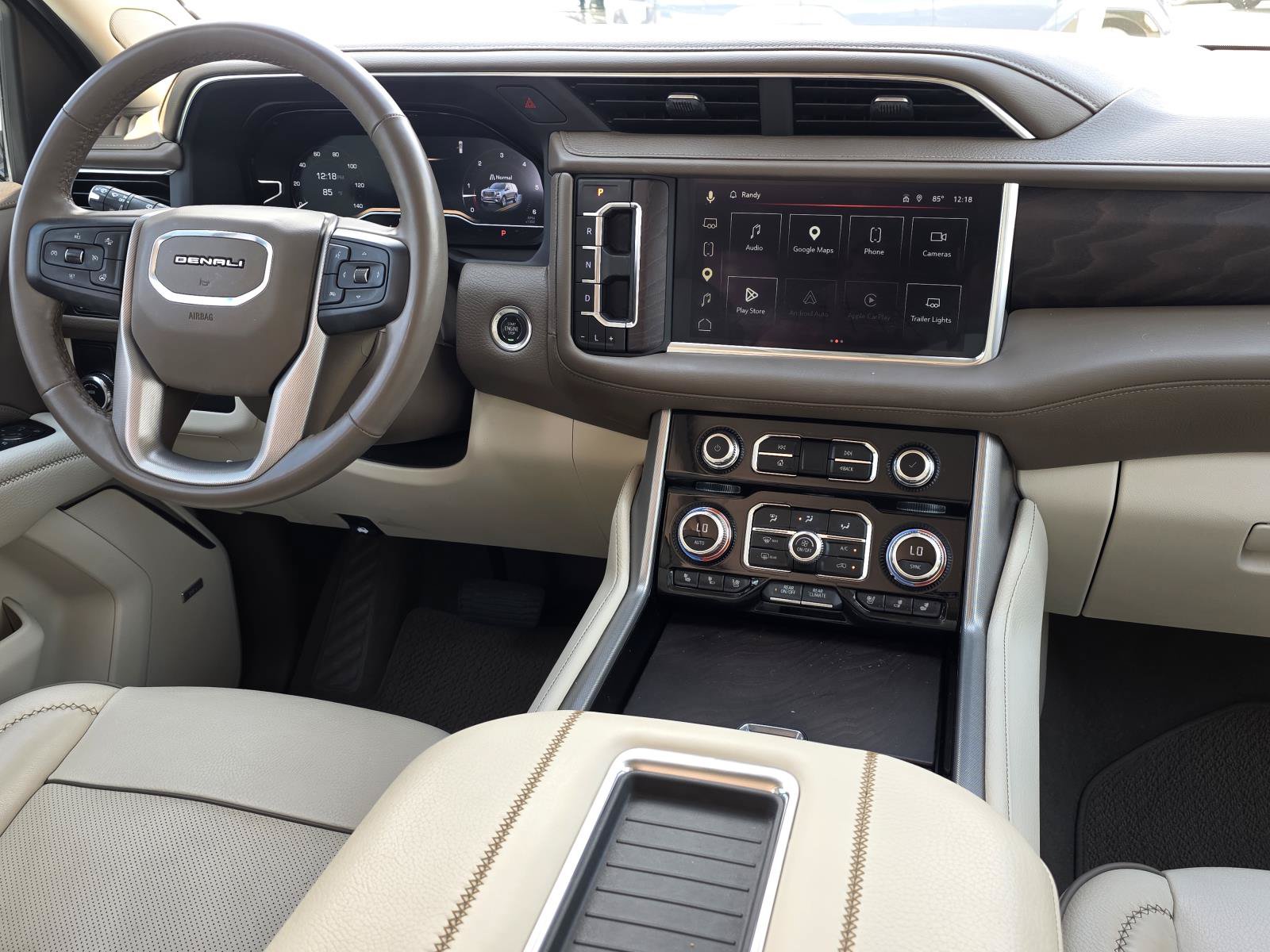 Used 2023 GMC Yukon XL Denali RWD image 12