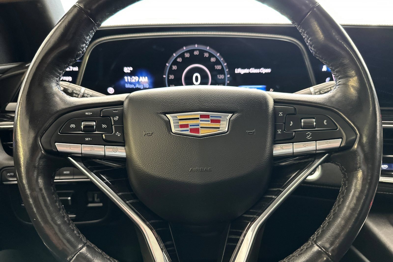 Used 2023 Cadillac Escalade Sport AWD/4WD image 30