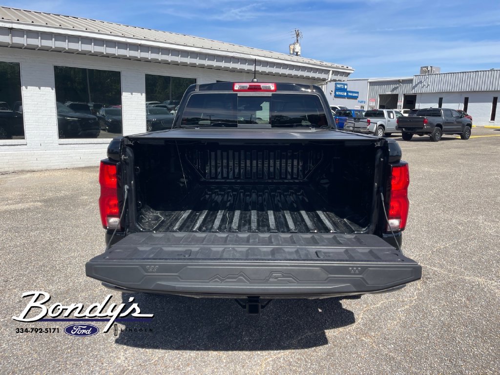 Used 2023 Chevrolet Colorado Z71 w/ Z71 Convenience Package 2 AWD/4WD image 14