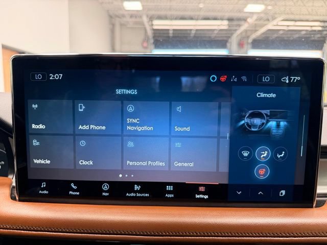 Used 2022 Lincoln Nautilus Reserve AWD/4WD image 36
