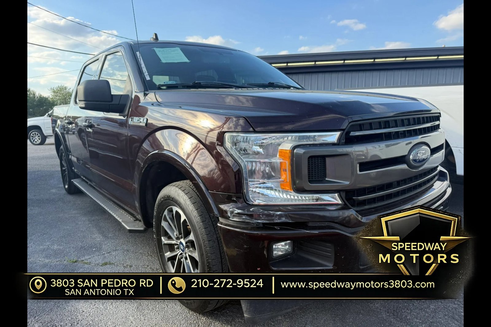 Used 2018 Ford F150 XLT w/ Equipment Group 302A Luxury RWD image 3