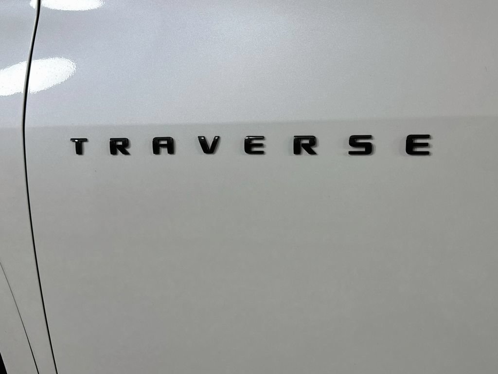 Used 2019 Chevrolet Traverse Premier w/ LPO, Blackout Package AWD/4WD image 10