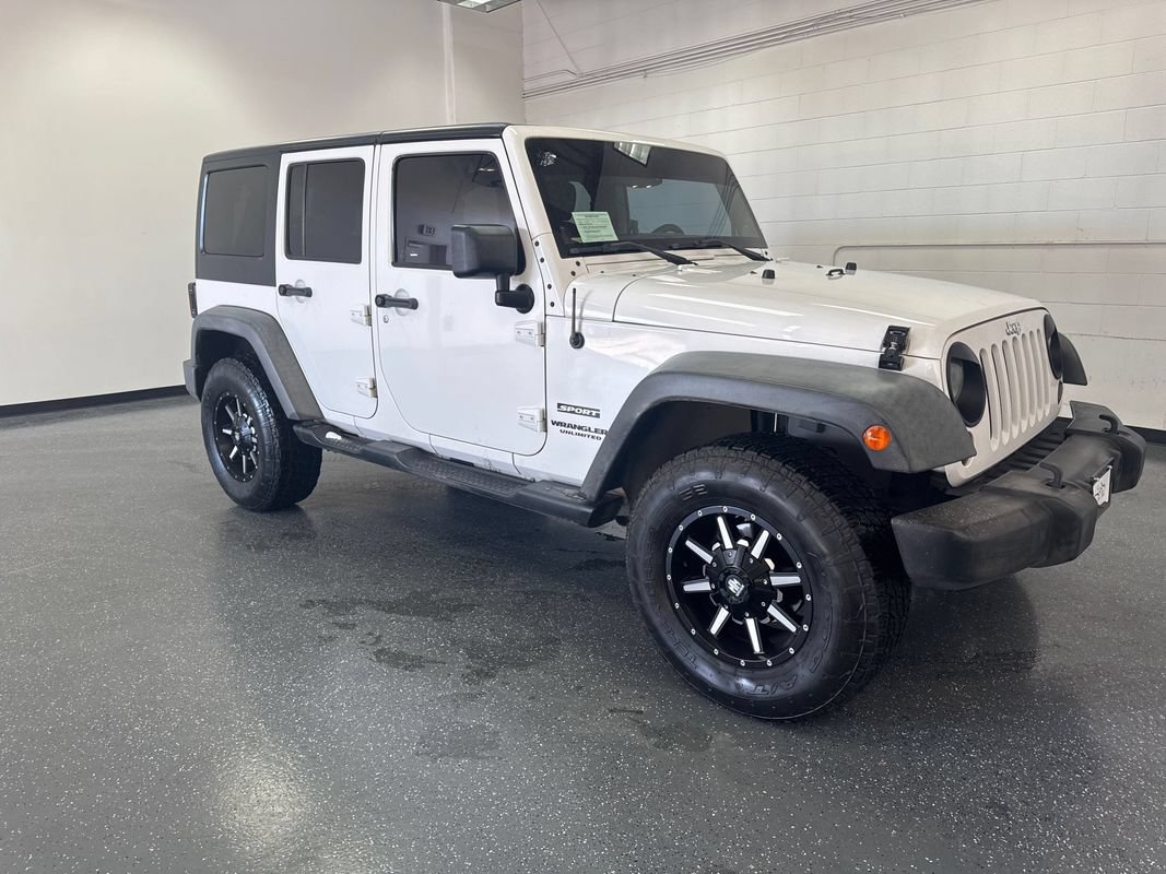 Used 2013 Jeep Wrangler Unlimited Sport AWD/4WD image 2