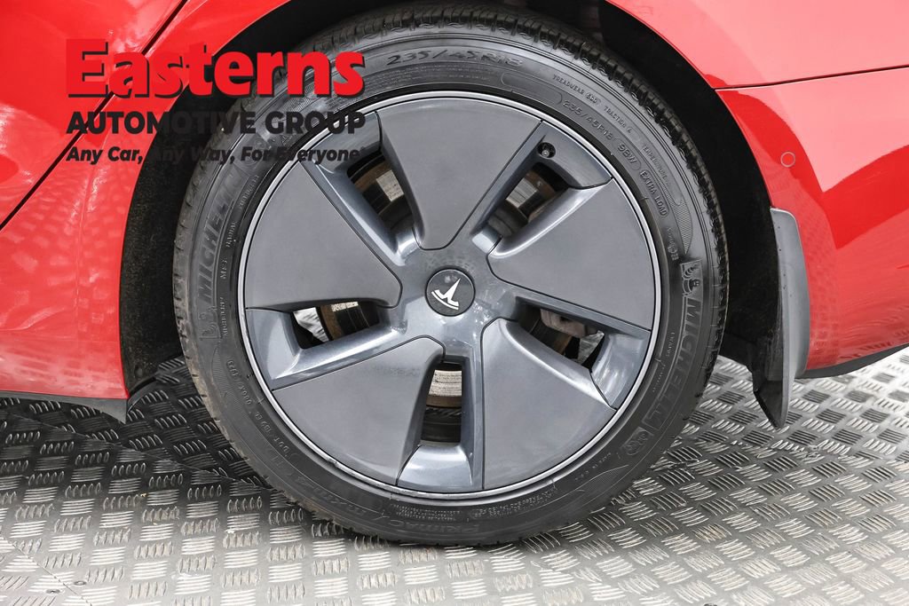 Used 2021 Tesla Model 3 Standard Range Plus image 30