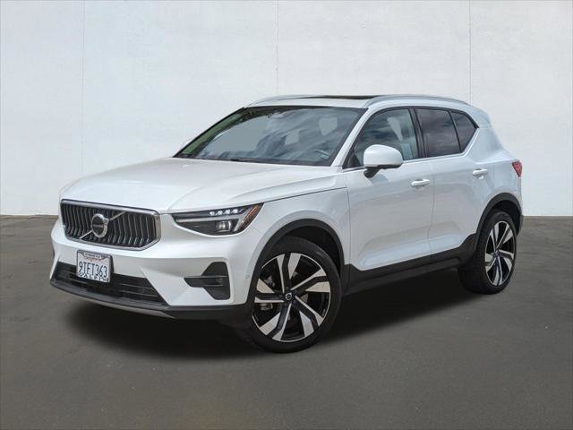 Used 2024 Volvo XC40 B5 Plus w/ Protection Package Premier