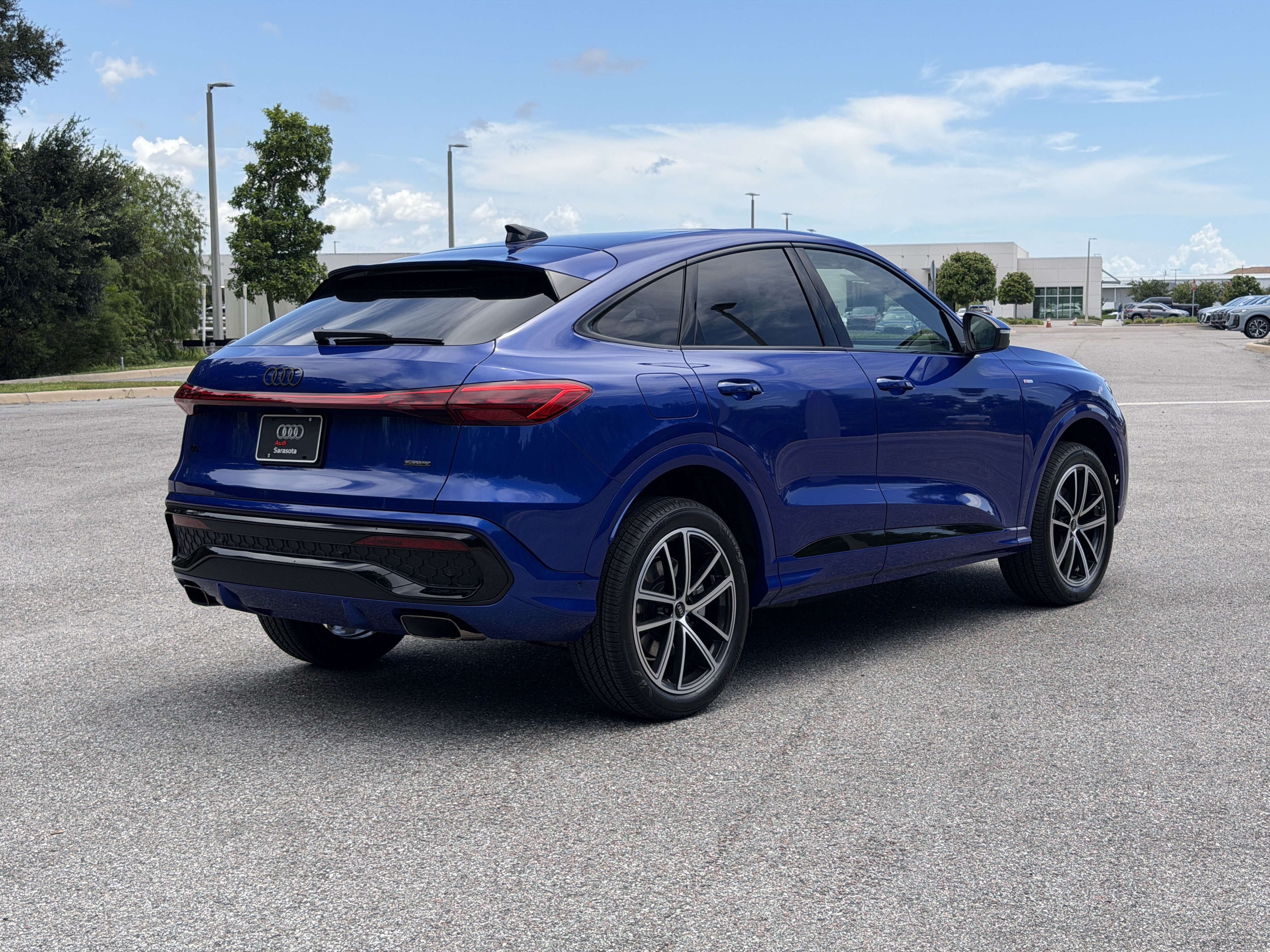 New 2026 Audi Q5 Premium Plus AWD/4WD image 7