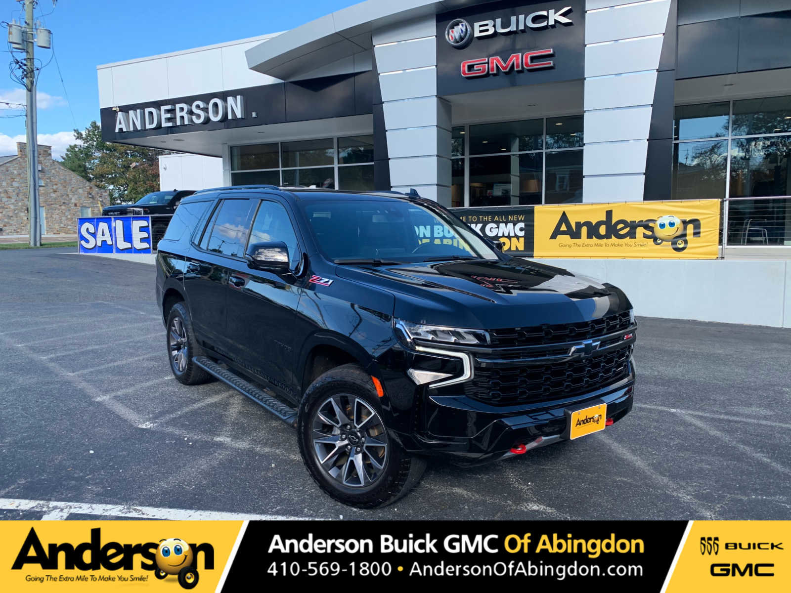 Used 2021 Chevrolet Tahoe Z71 w/ Z71 Signature Package image 1