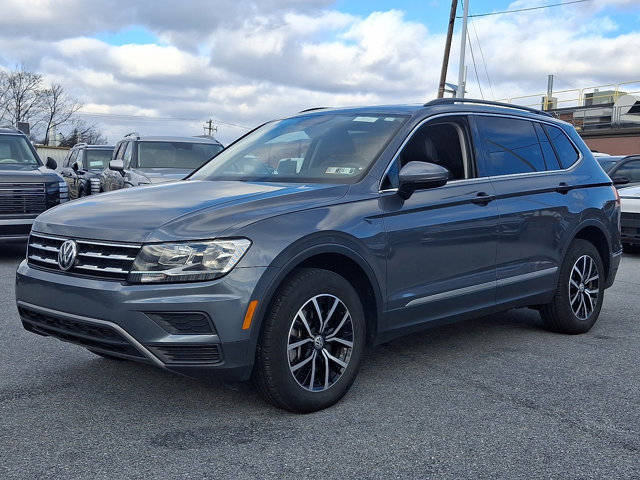 Used 2021 Volkswagen Tiguan SE w/ Panoramic Sunroof Package