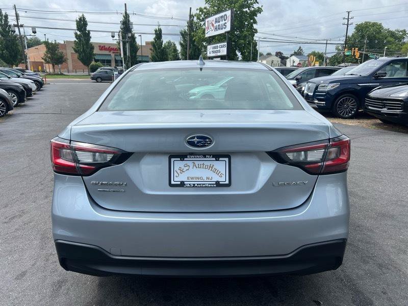 Used 2022 Subaru Legacy Premium AWD/4WD image 5