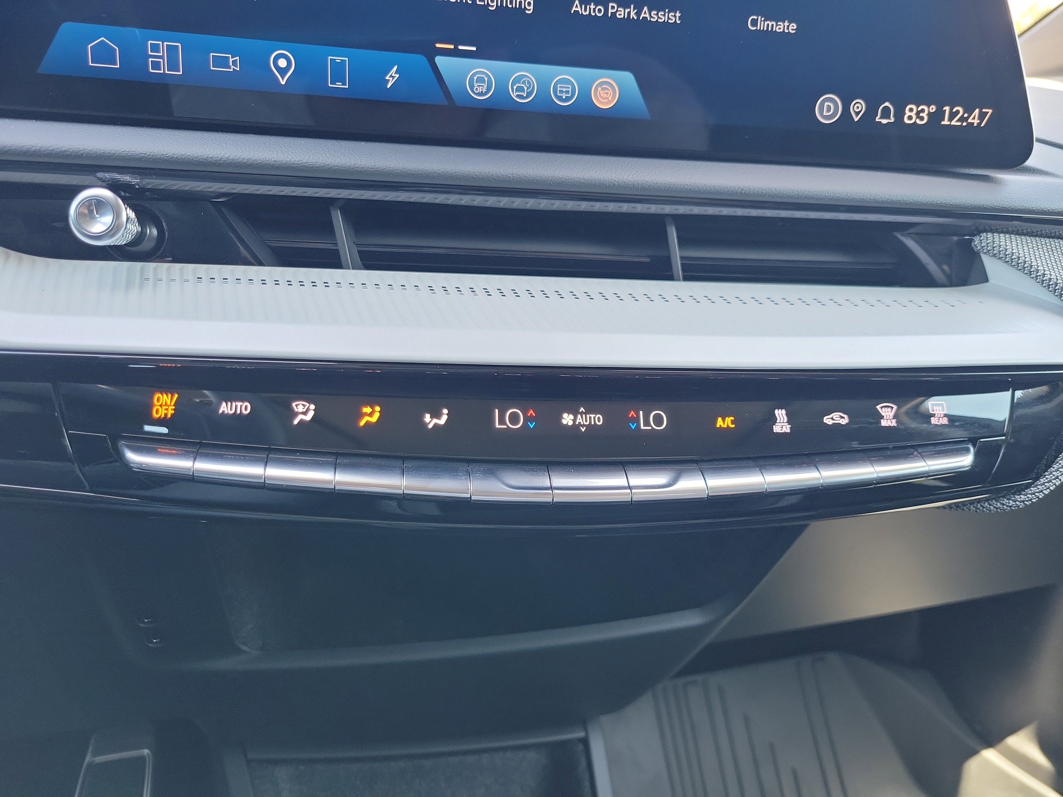 Certified 2025 Cadillac Optiq Luxury 2 w/ LPO, Floor Liner Package image 25