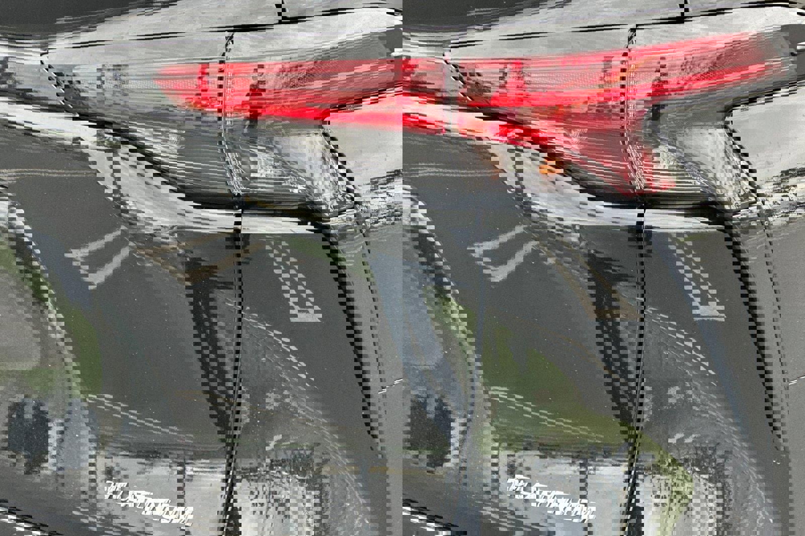 New 2026 Toyota Sienna Platinum image 11