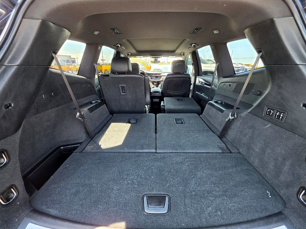 Used 2020 Cadillac XT6 Premium Luxury AWD/4WD image 13