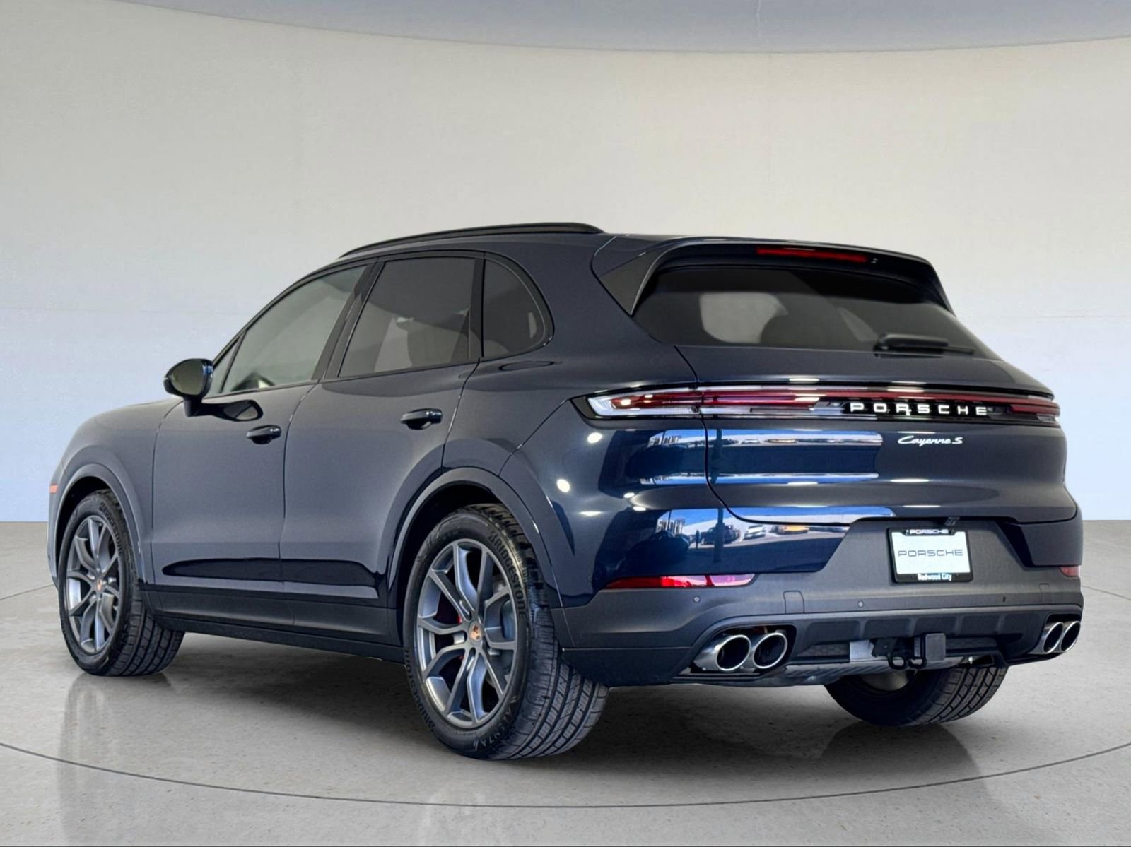 New 2026 Porsche Cayenne S image 3