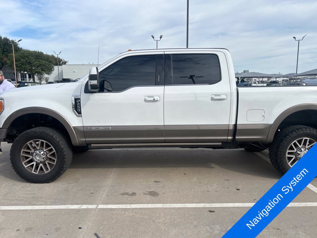 Used 2019 Ford F250 King Ranch w/ King Ranch Ultimate Package AWD/4WD image 2