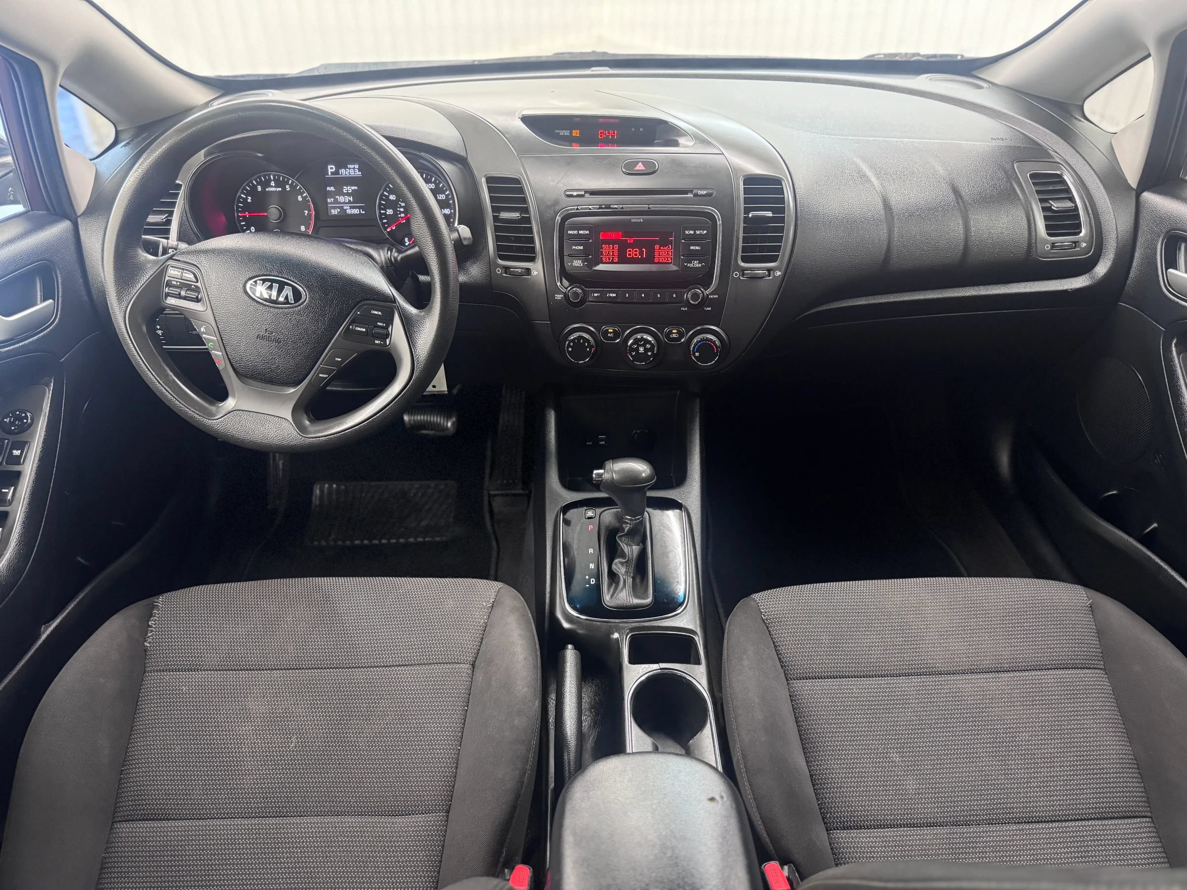 Used 2018 Kia Forte LX FWD image 14