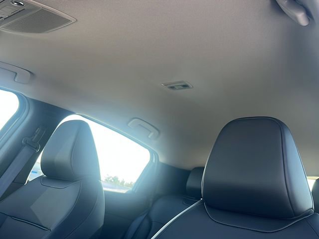 New 2026 Nissan Leaf SV+ w/ Floor Mat Package (SV+) image 17