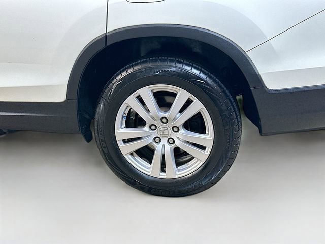 Used 2017 Honda Pilot LX image 5