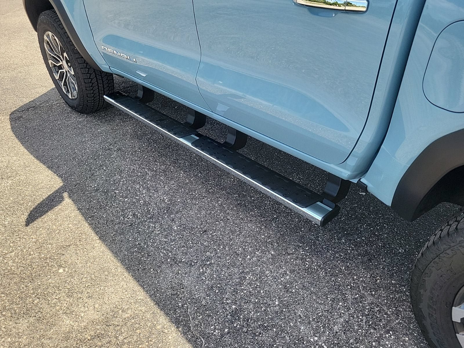 New 2026 GMC Canyon Denali AWD/4WD image 9