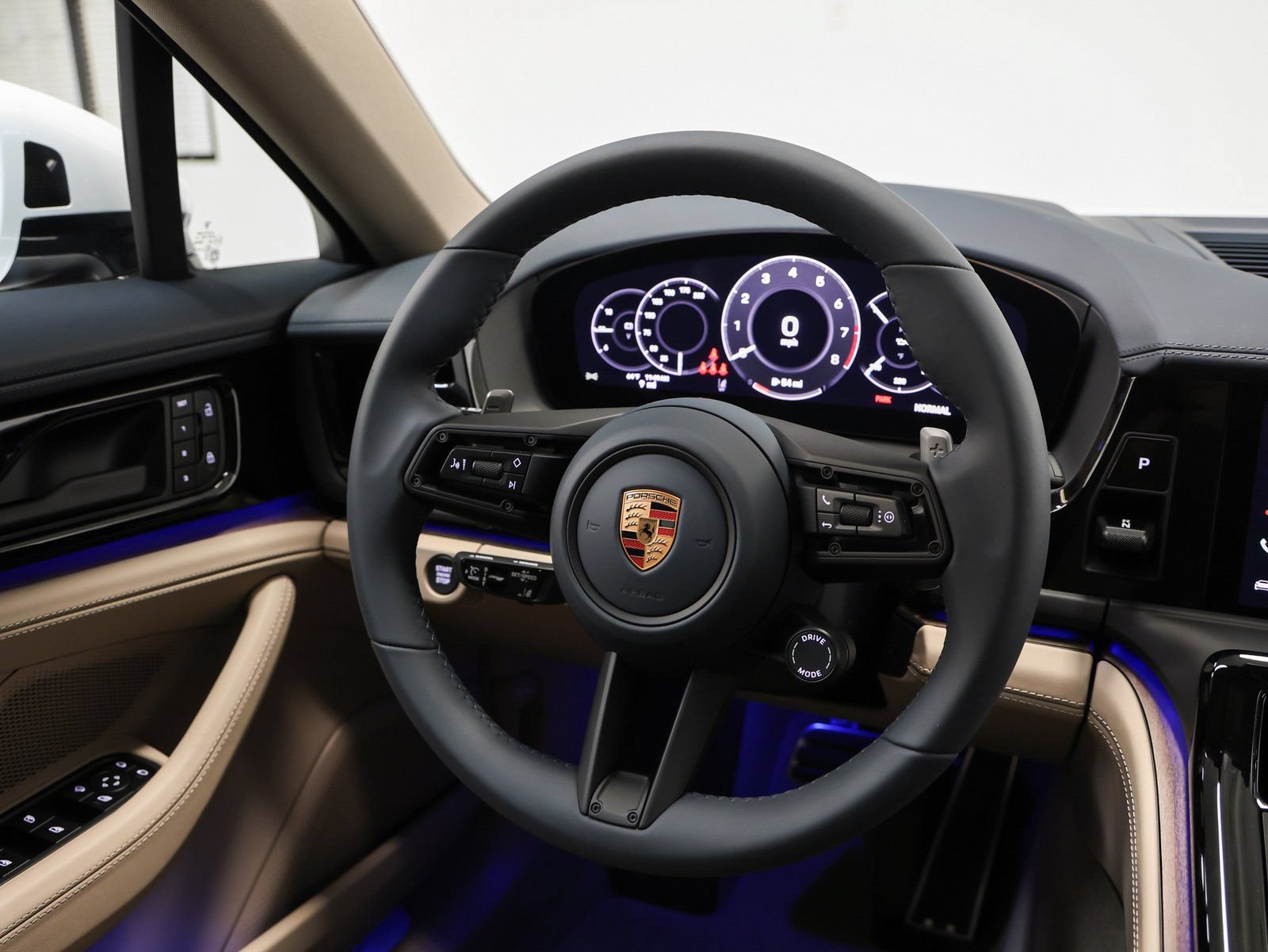 New 2026 Porsche Panamera 4 AWD/4WD image 36