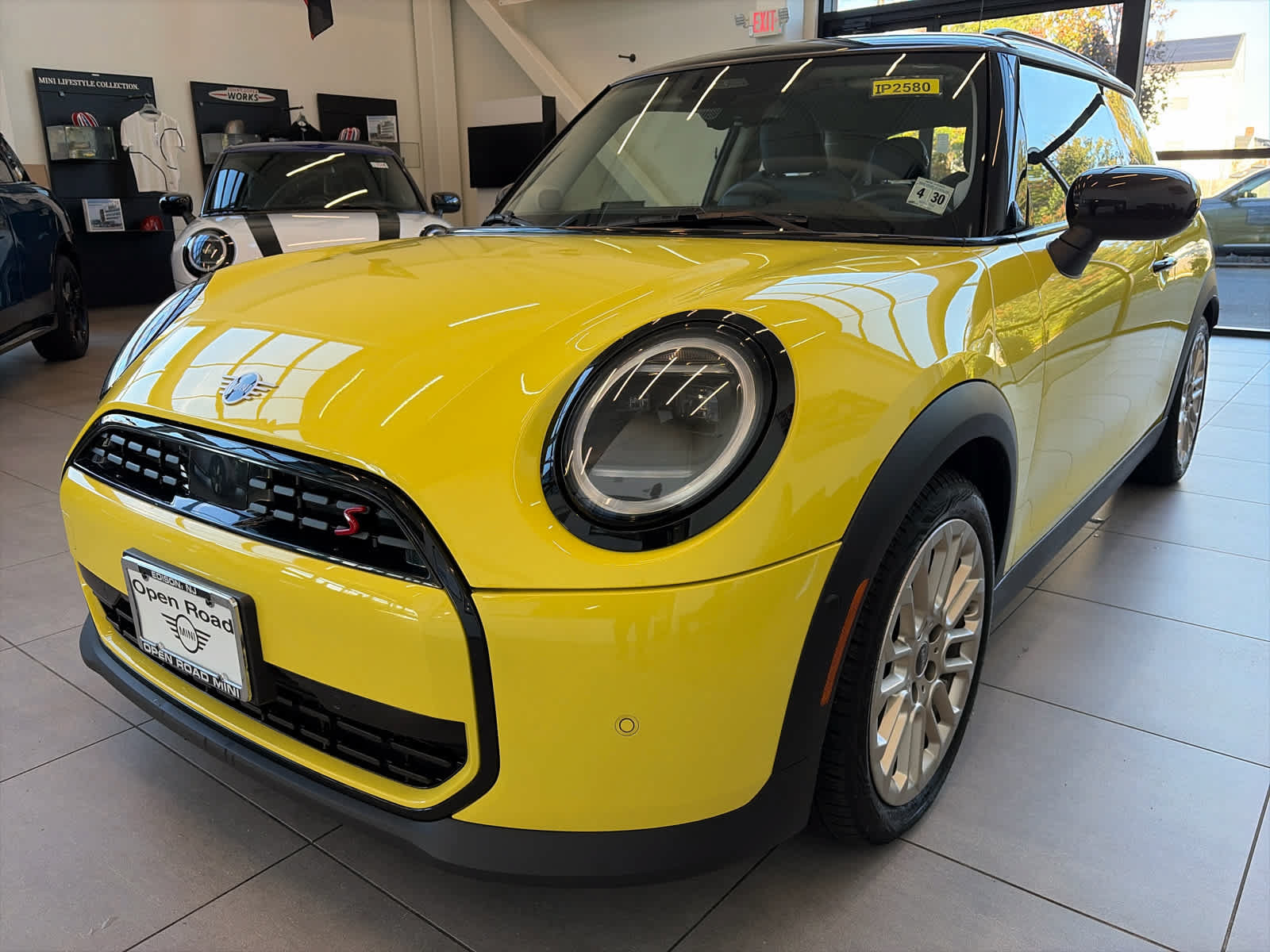 Used 2025 MINI Cooper S FWD image 4