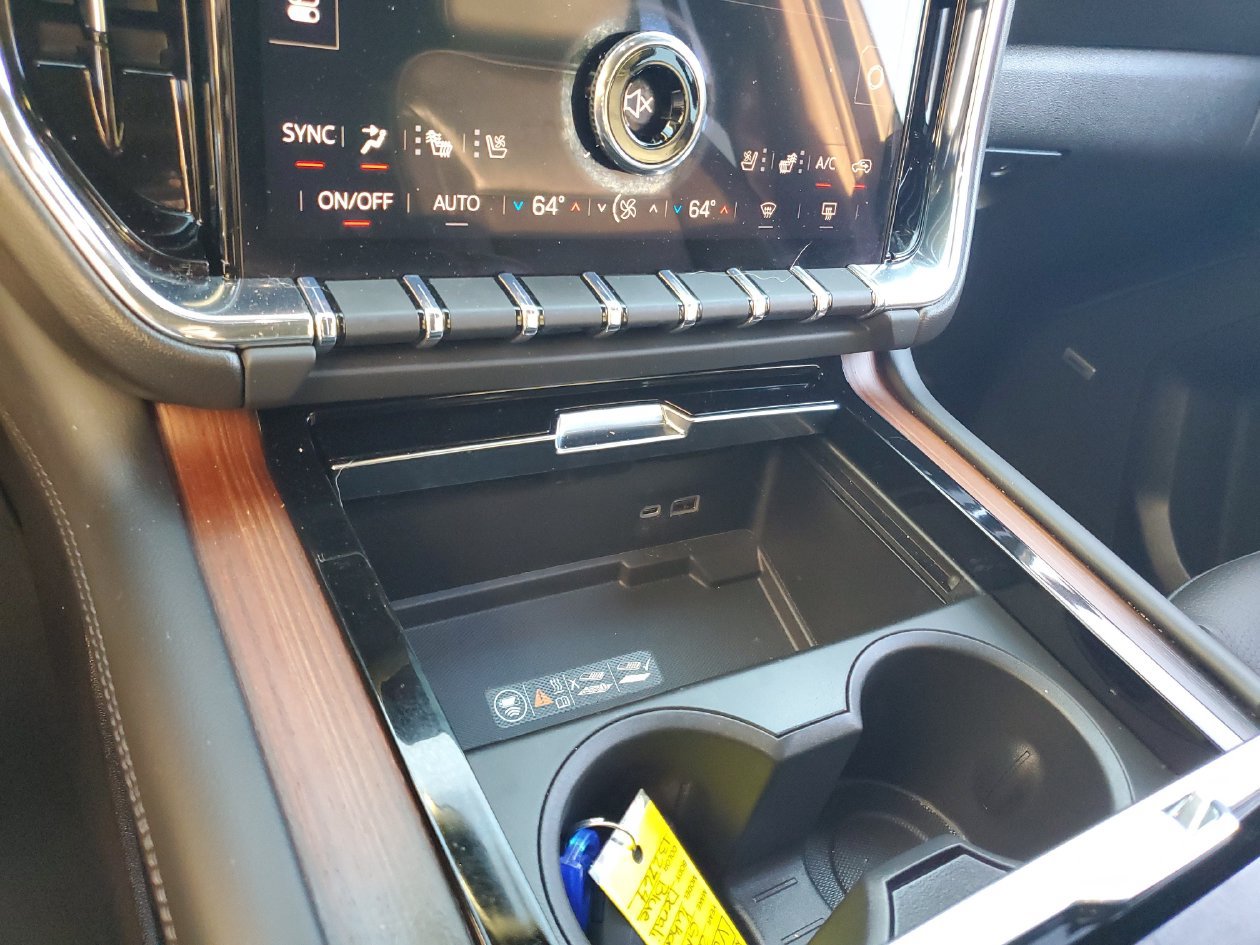 Used 2026 GMC Yukon Denali w/ LPO, Floor Liner Package RWD image 22