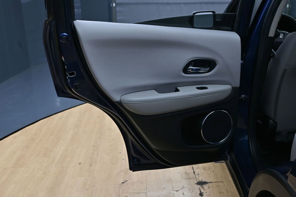 Used 2016 Honda HR-V EX image 40