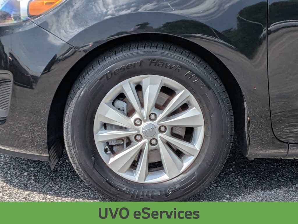 Used 2017 Kia Sedona LX w/ LX Essentials Premium Package FWD image 13
