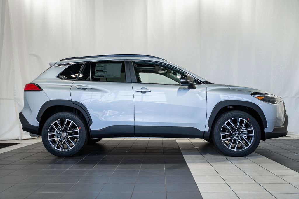 New 2026 Toyota Corolla Cross XLE image 3