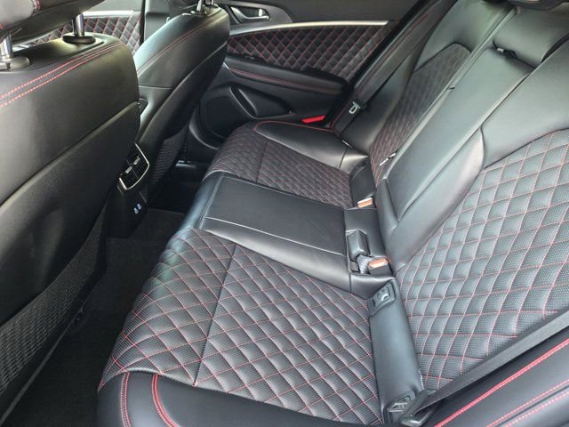 Used 2025 Genesis G70 3.3T Advanced w/ Sport Prestige Package image 30