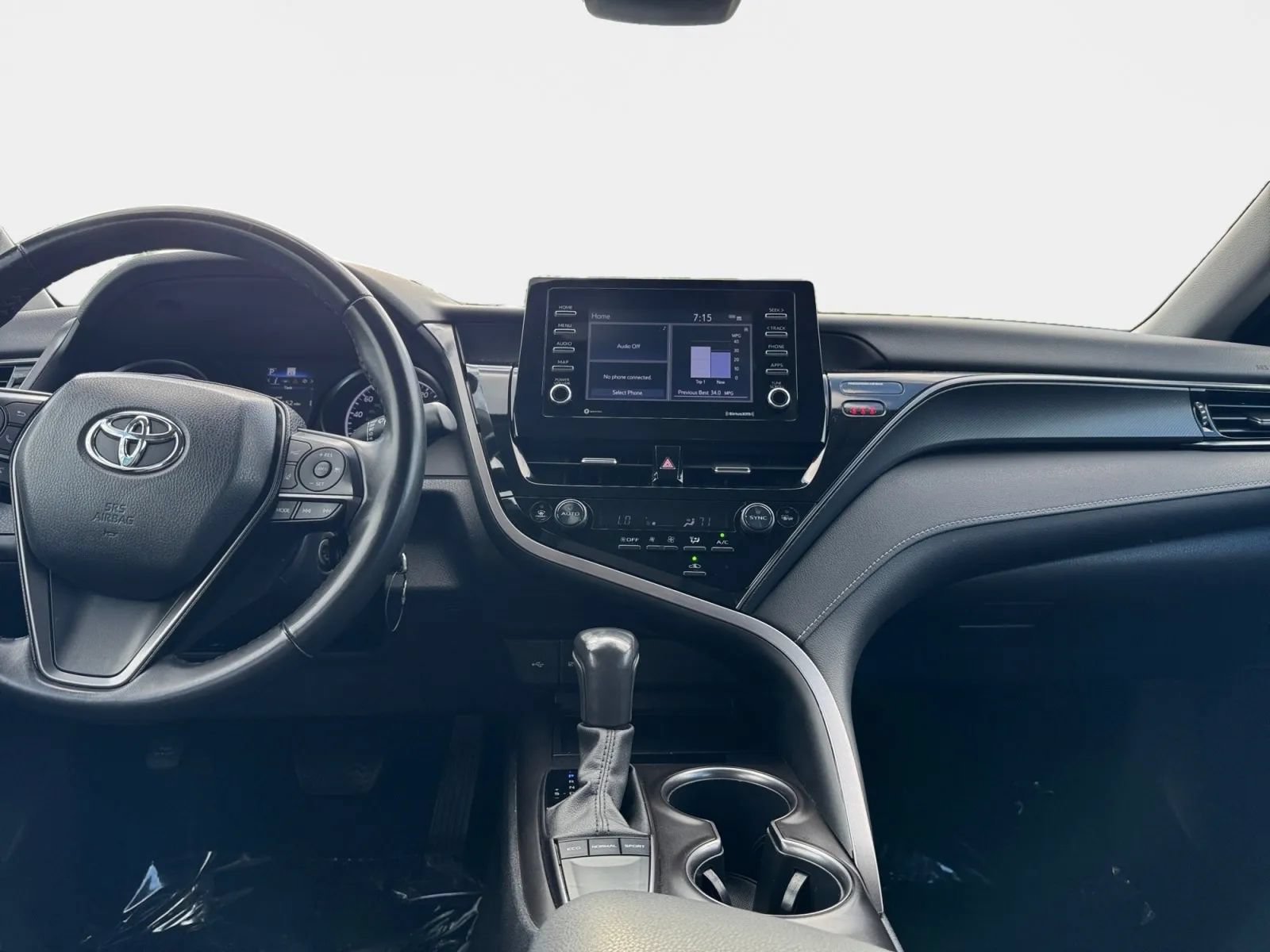 Used 2023 Toyota Camry SE FWD image 13