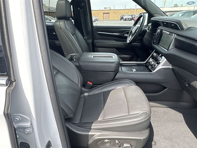 Used 2024 GMC Yukon Denali w/ Max Trailering Package AWD/4WD image 29