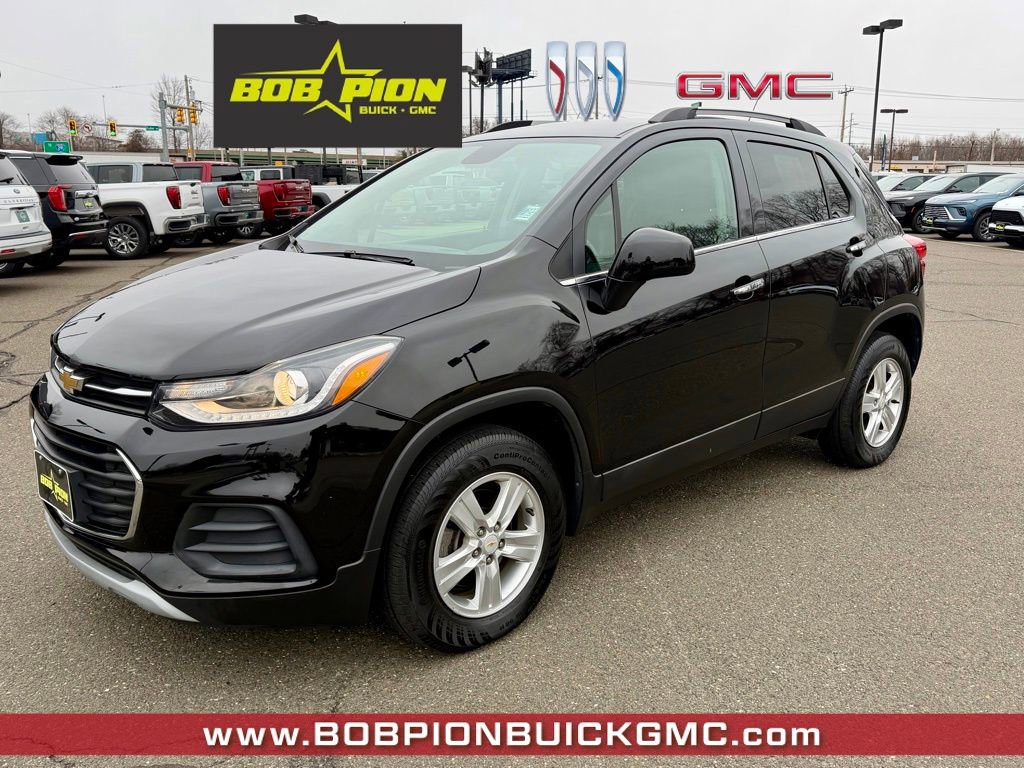 Used 2019 Chevrolet Trax LT w/ LT Convenience Package image 2