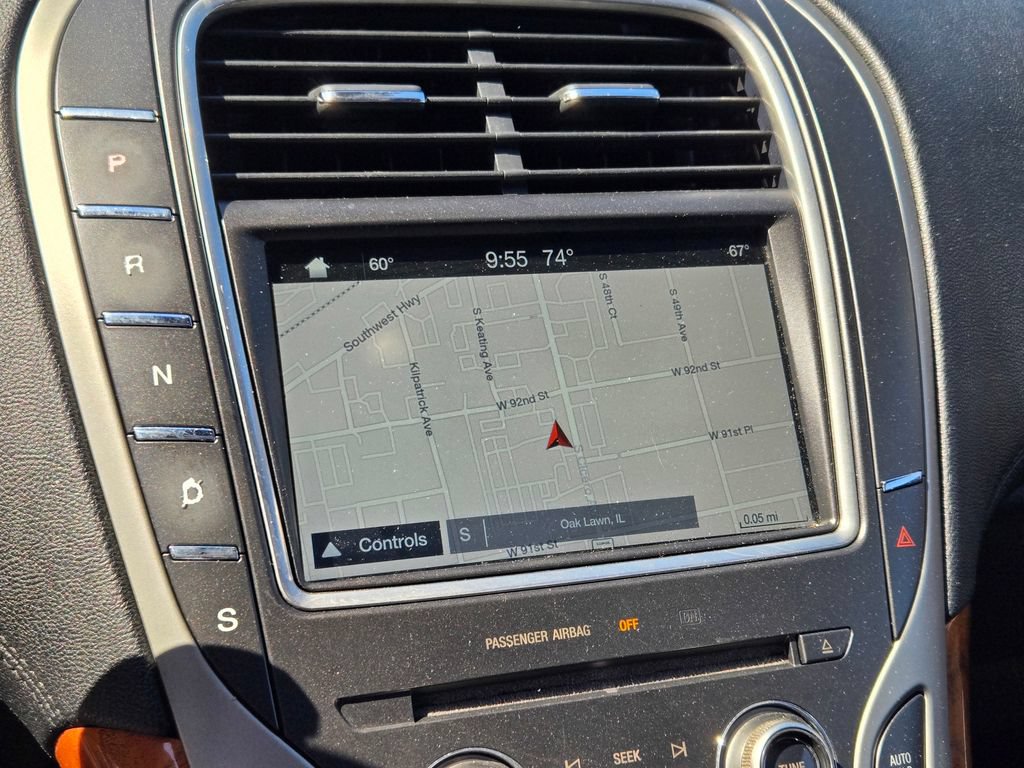 Used 2016 Lincoln MKX Reserve w/ Climate Package AWD/4WD image 38