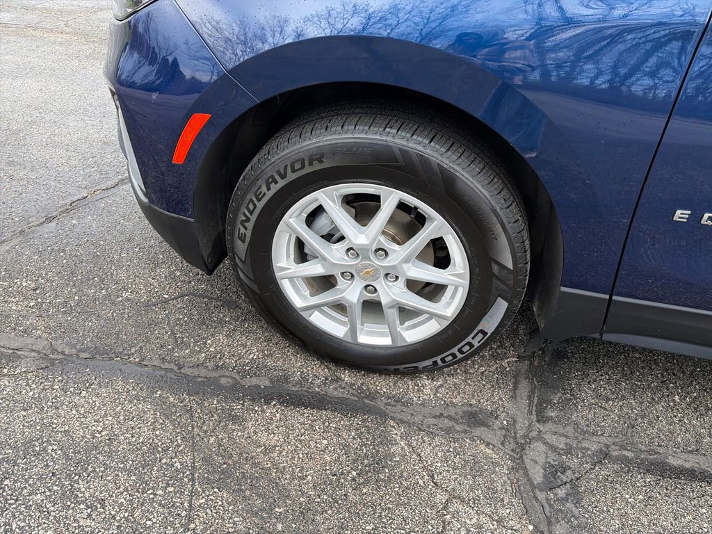 Used 2022 Chevrolet Equinox LT FWD image 28