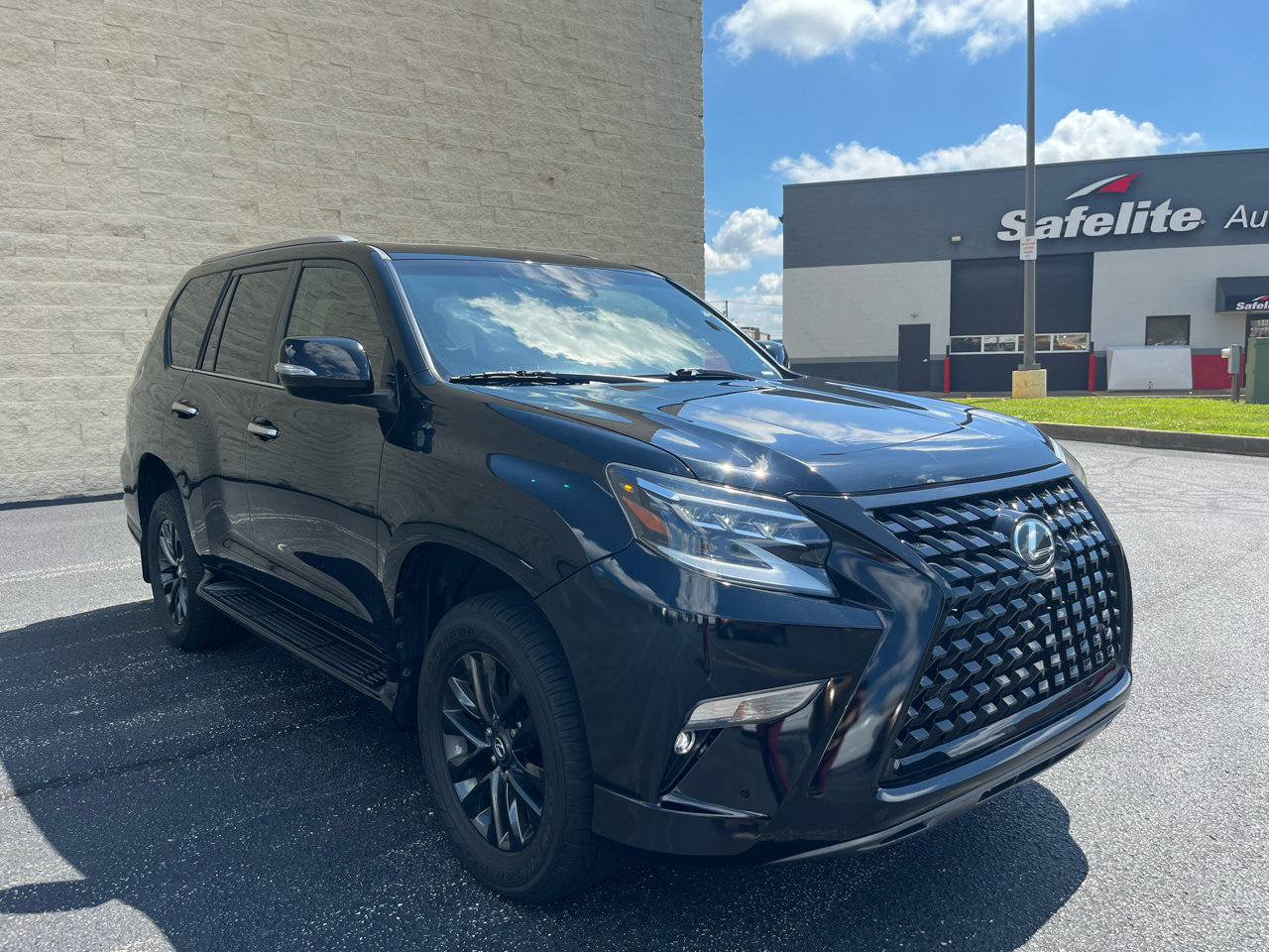 Used 2020 Lexus GX 460 Premium w/ Premium Package image 7