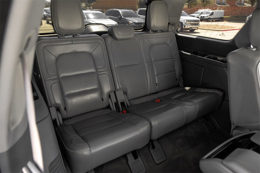 Used 2019 Lincoln Navigator Reserve image 45